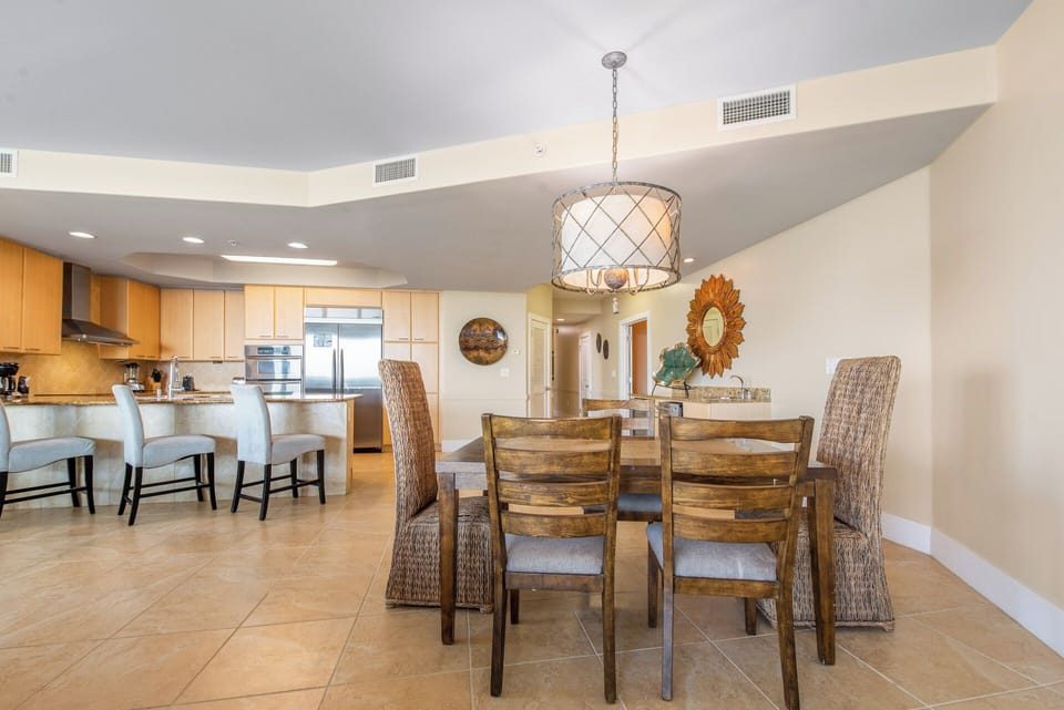 Caribe Resort C302 Dining Room