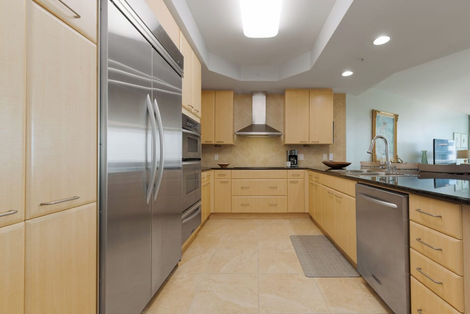 Caribe Resort C1008 Kitchen