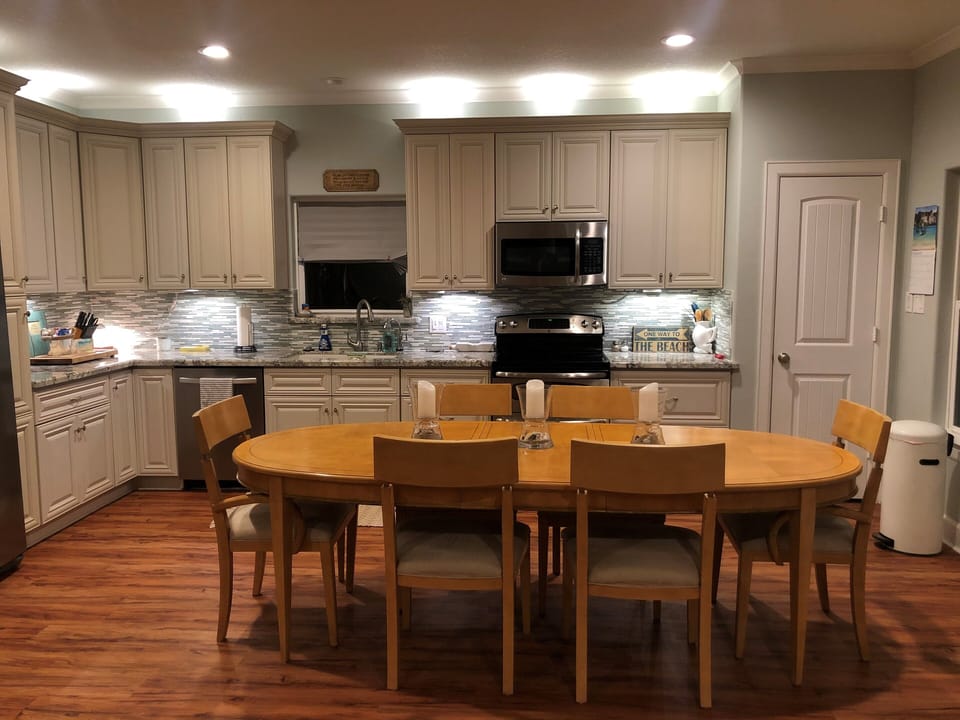 Kitchen and dinning area.