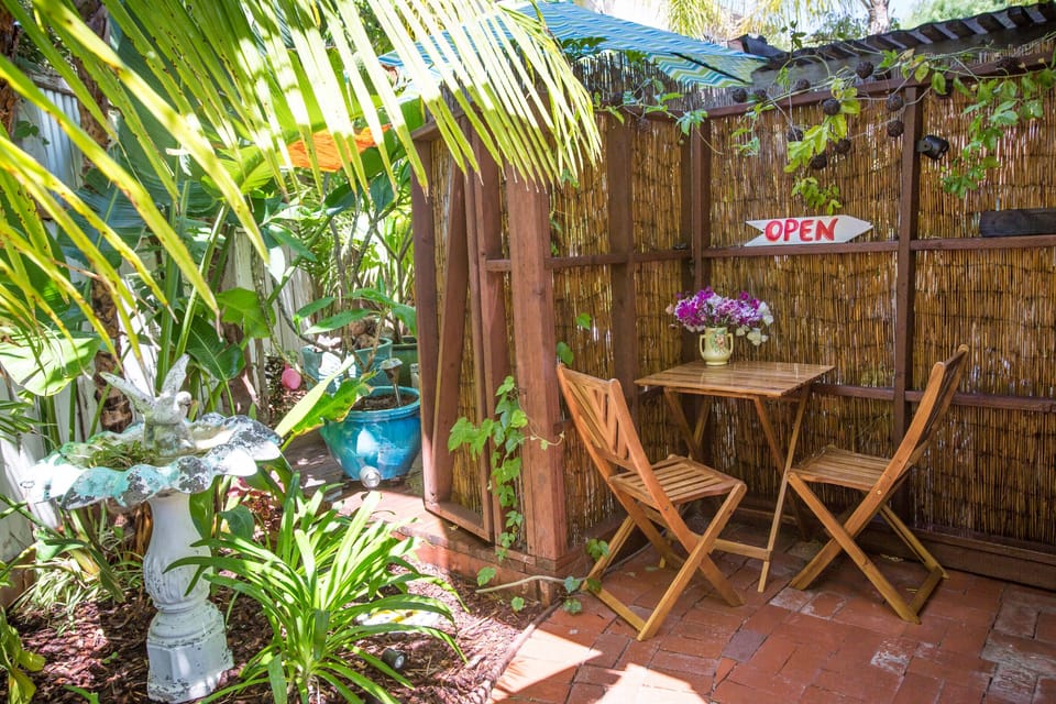 Private outside area / completely private 
