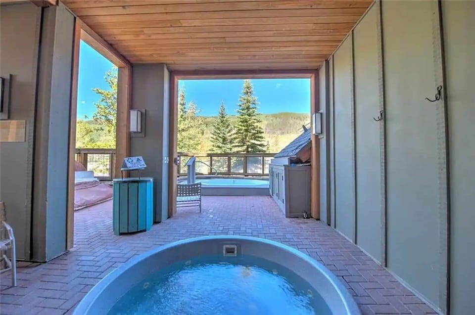 Hot tubs