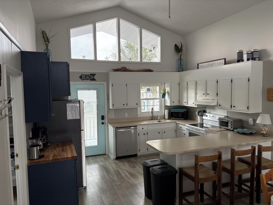 Fully stocked kitchen