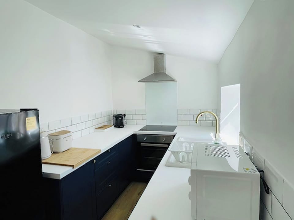 Kitchen | Ardrhu Cottage, Dunoon