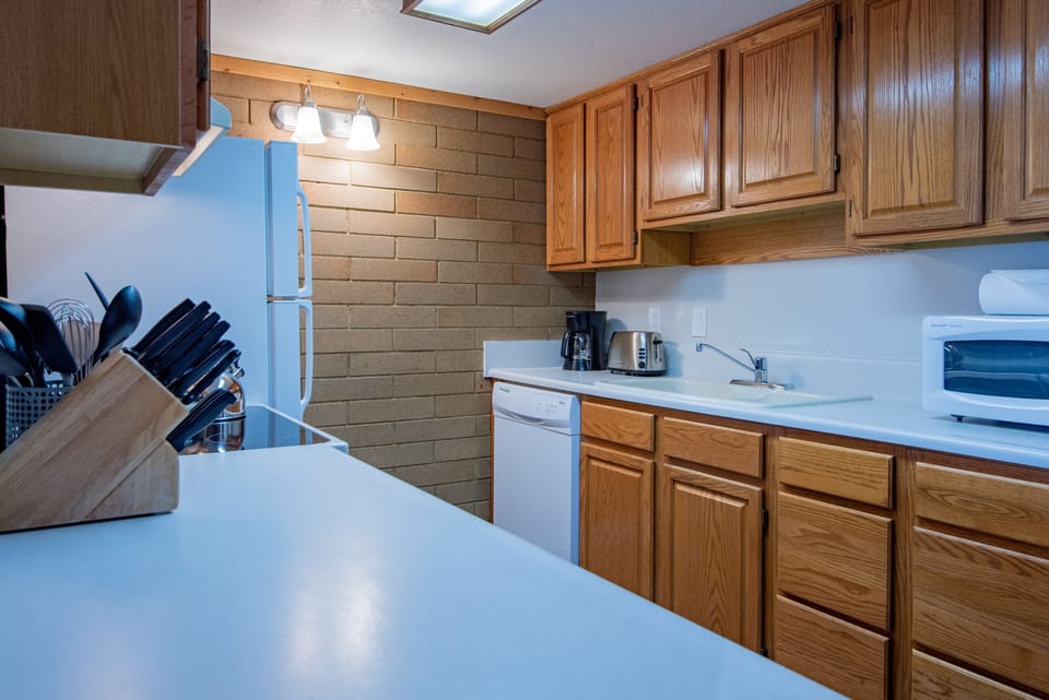 Well Stocked kitchen 