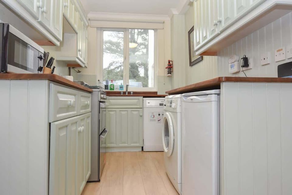 Kitchen with oven, dishwasher, and all essentials for self-catering family holidays