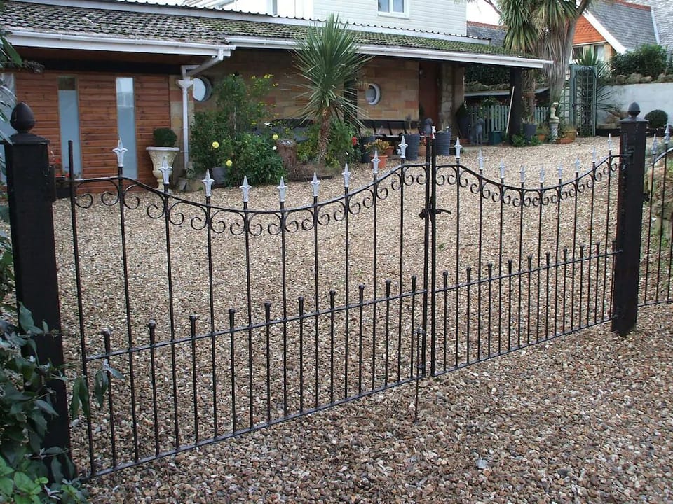 Entrance to Property


