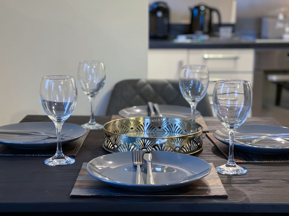 4 Seat Dining Table