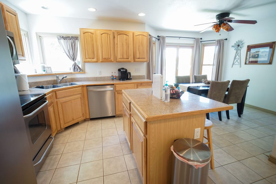 Well-stocked kitchen for all of your cooking and baking plans!