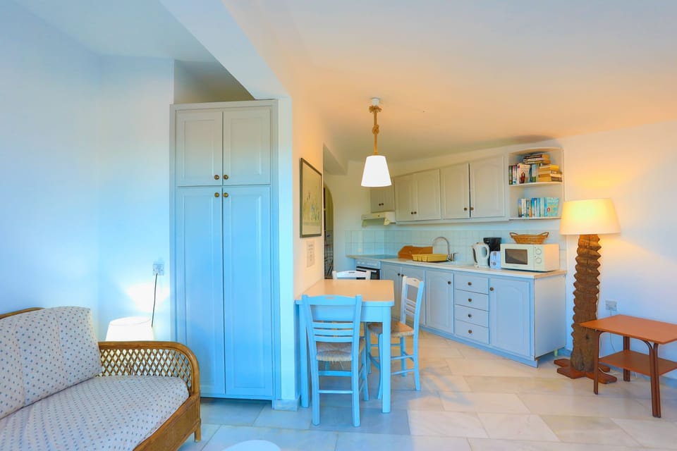 Kitchen area
