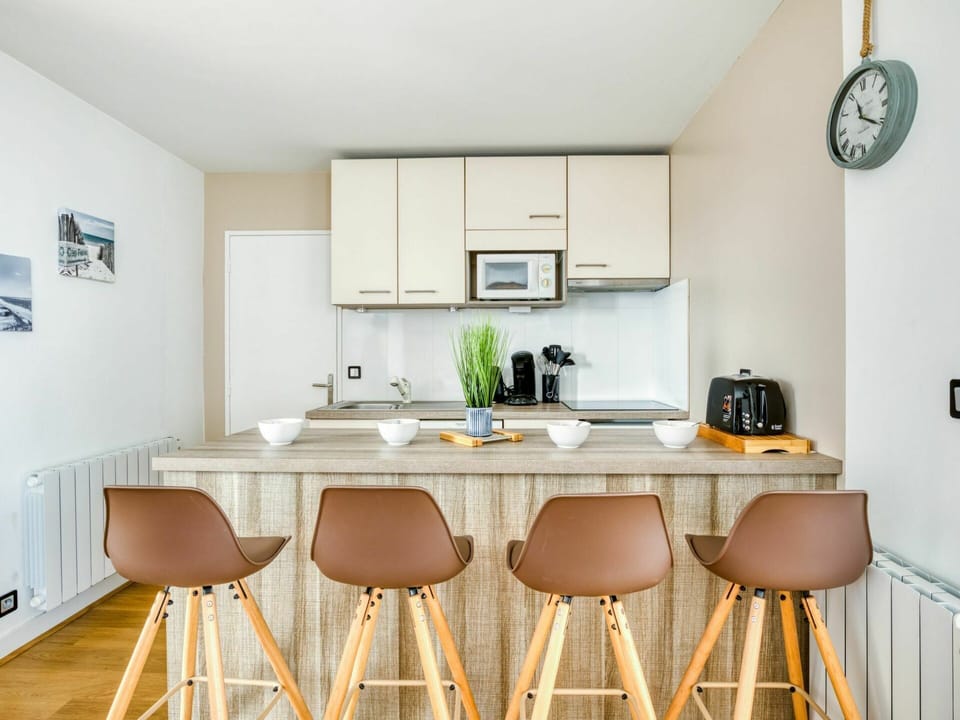 Cabinetry, Countertop, Property, Furniture, White, Sink, Kitchen Sink, Wood, Interior Design, Lighting