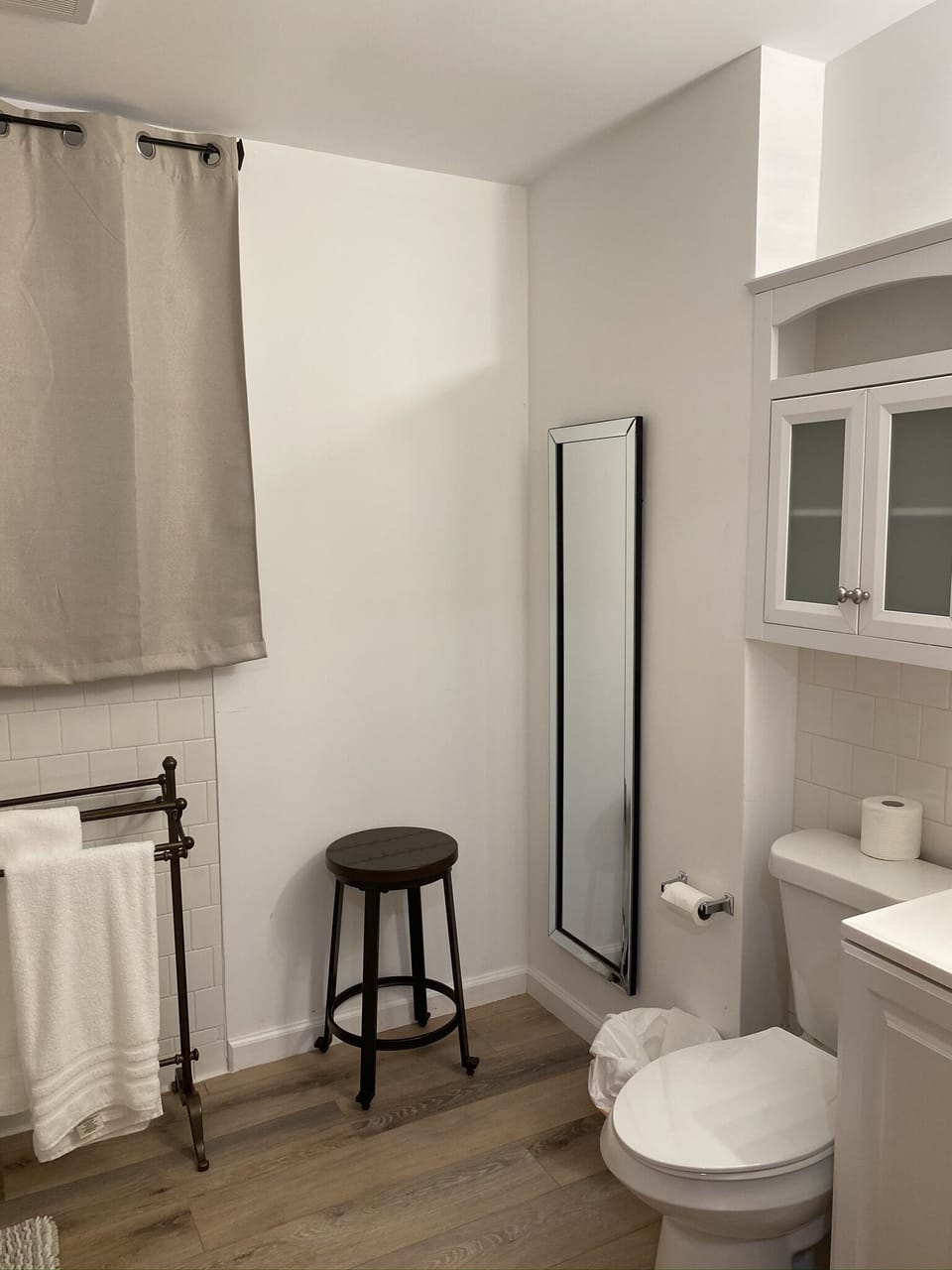 Red Mangrove Bathroom