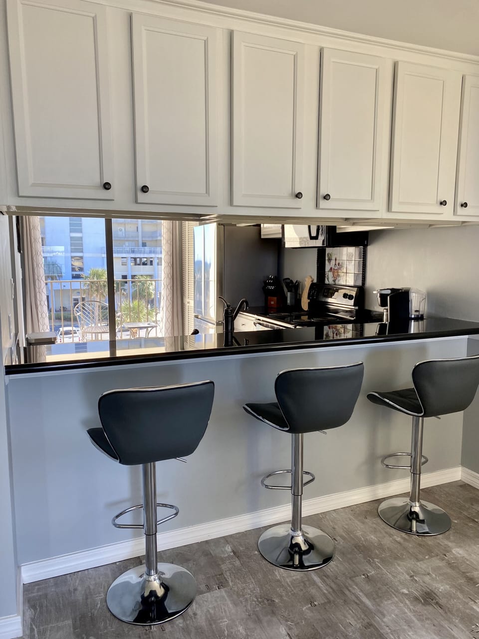 Breakfast Bar