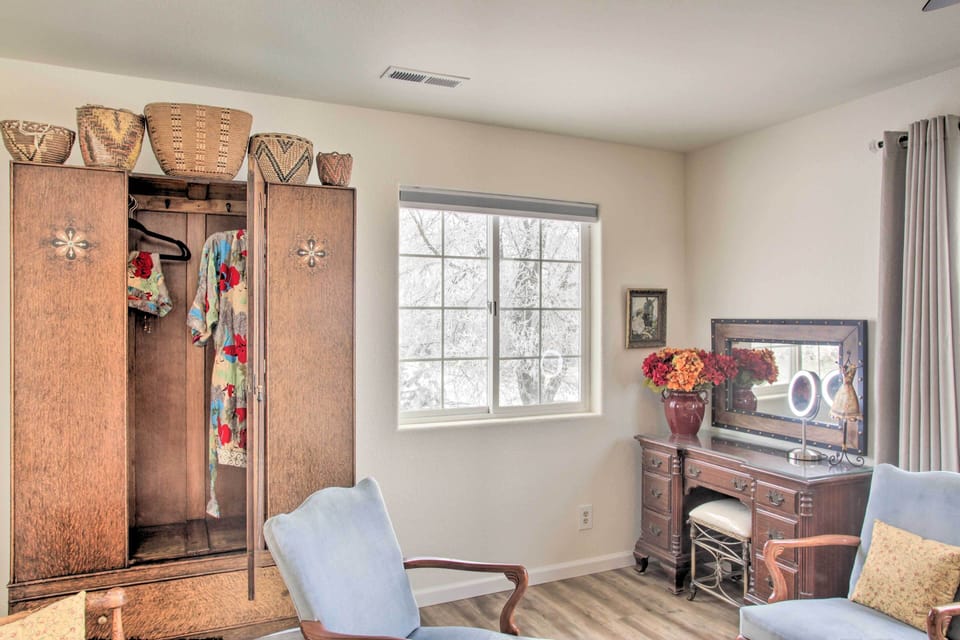 Bedroom 2 (South View Suite) | Linens Provided