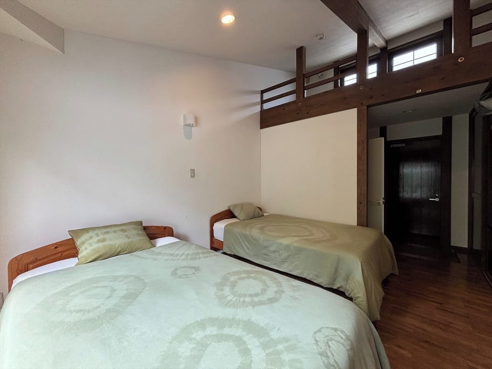Art Eco Room (Twin)