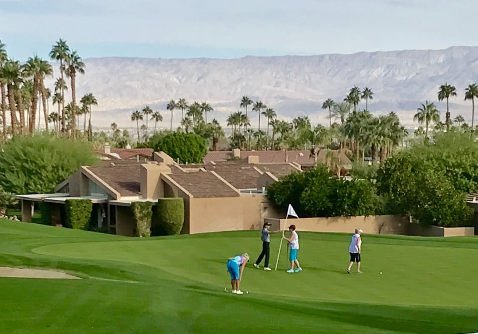 Special Guest pack available for golfing, tennis, gym and club dining privileges