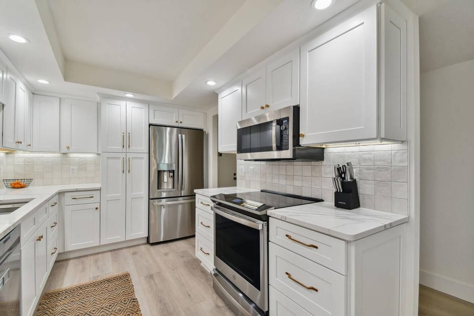 Kitchen with stainless steal appliances