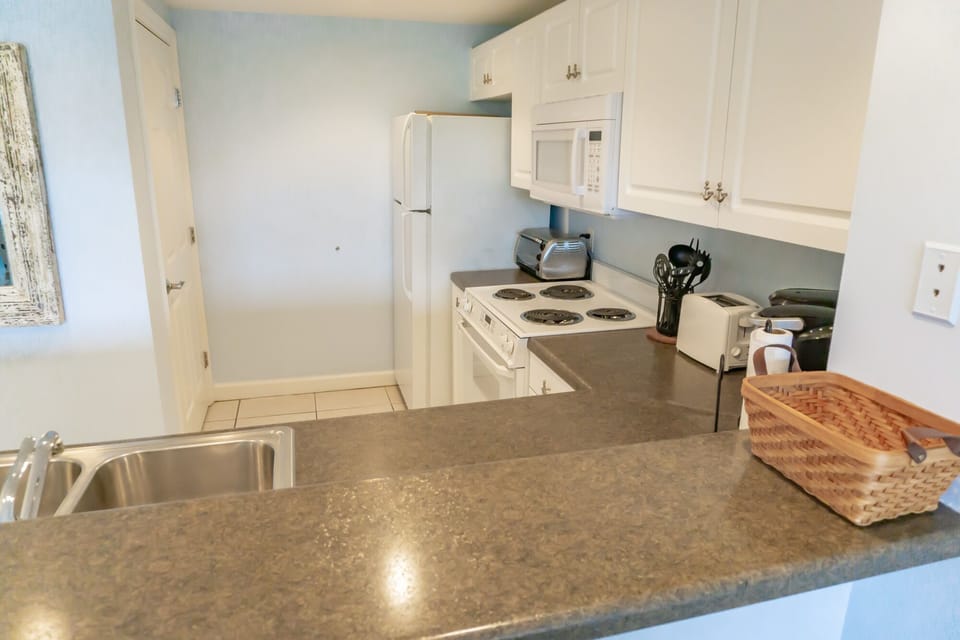 Fully stocked kitchen