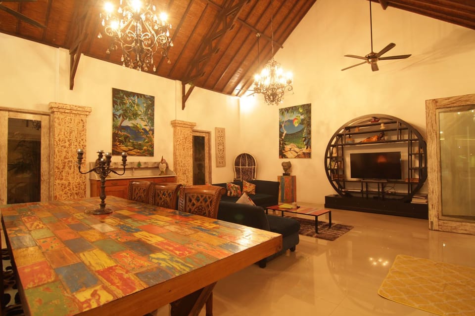 Main living and dining area