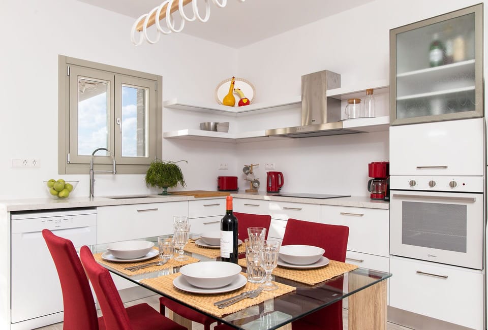 Fully equipped kitchen