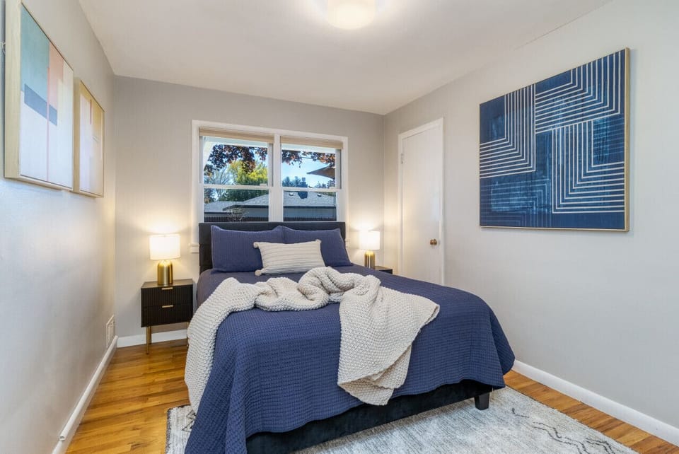 Queen bedroom