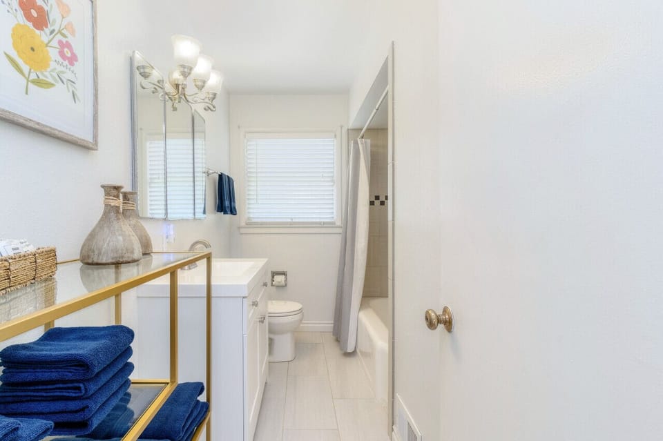 Shared hall bathroom