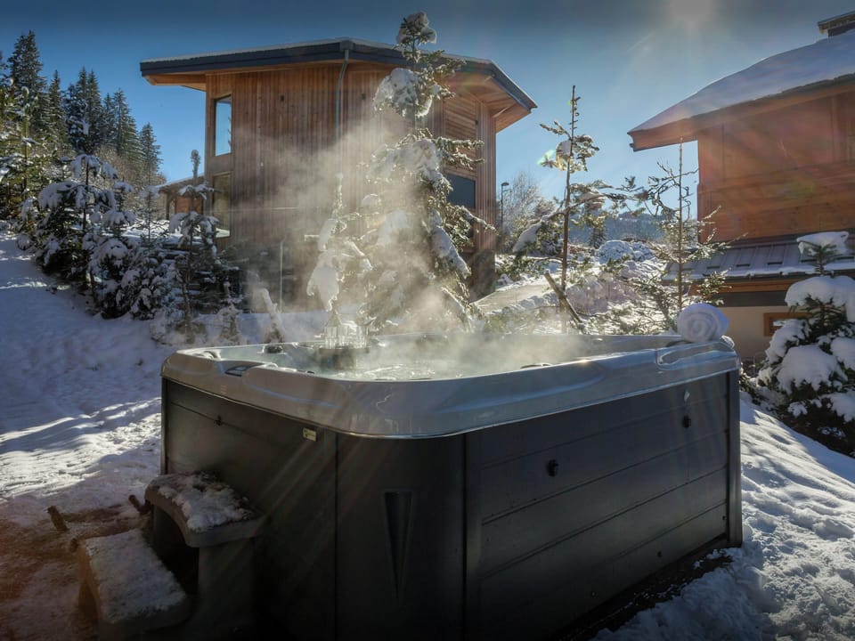 Jacuzzi