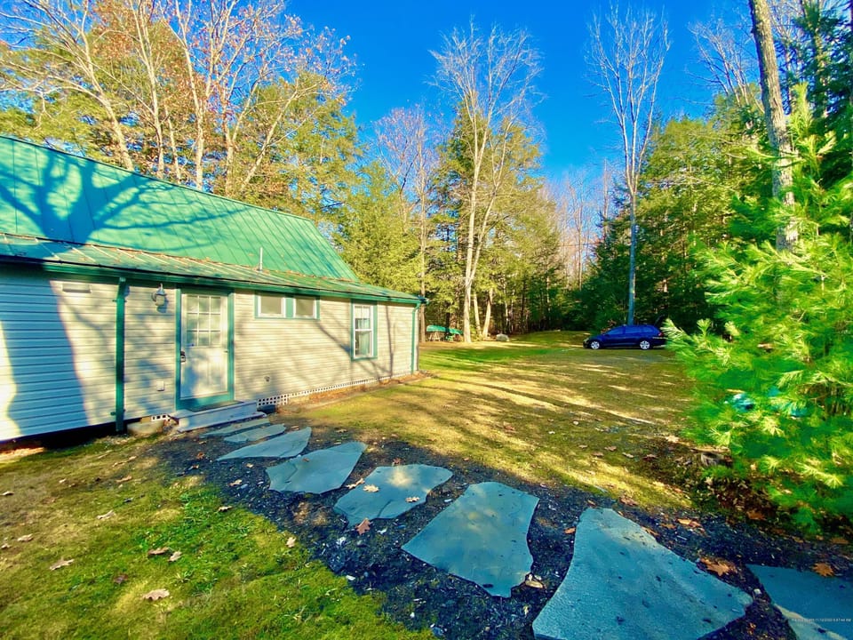 Level lot and great yard for outdoor games