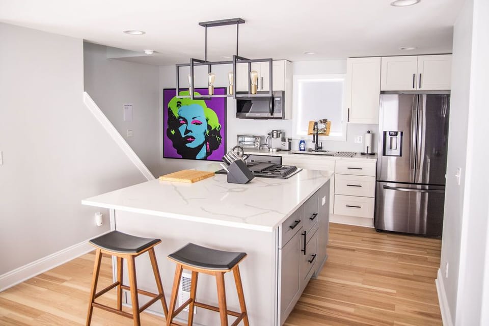 Kitchen ready for entertaining or showing off your cooking skills!