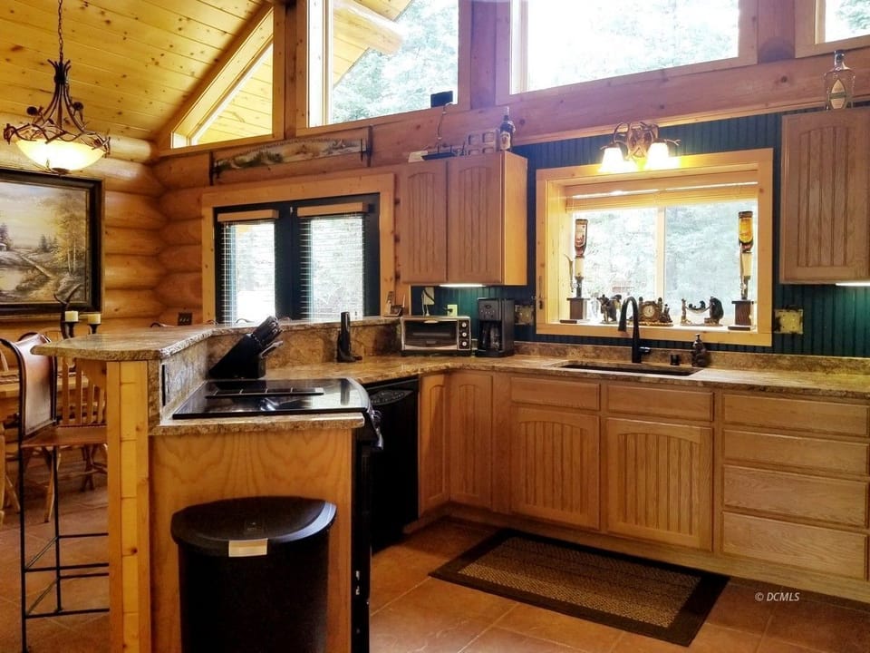 Kitchen with all the essentials