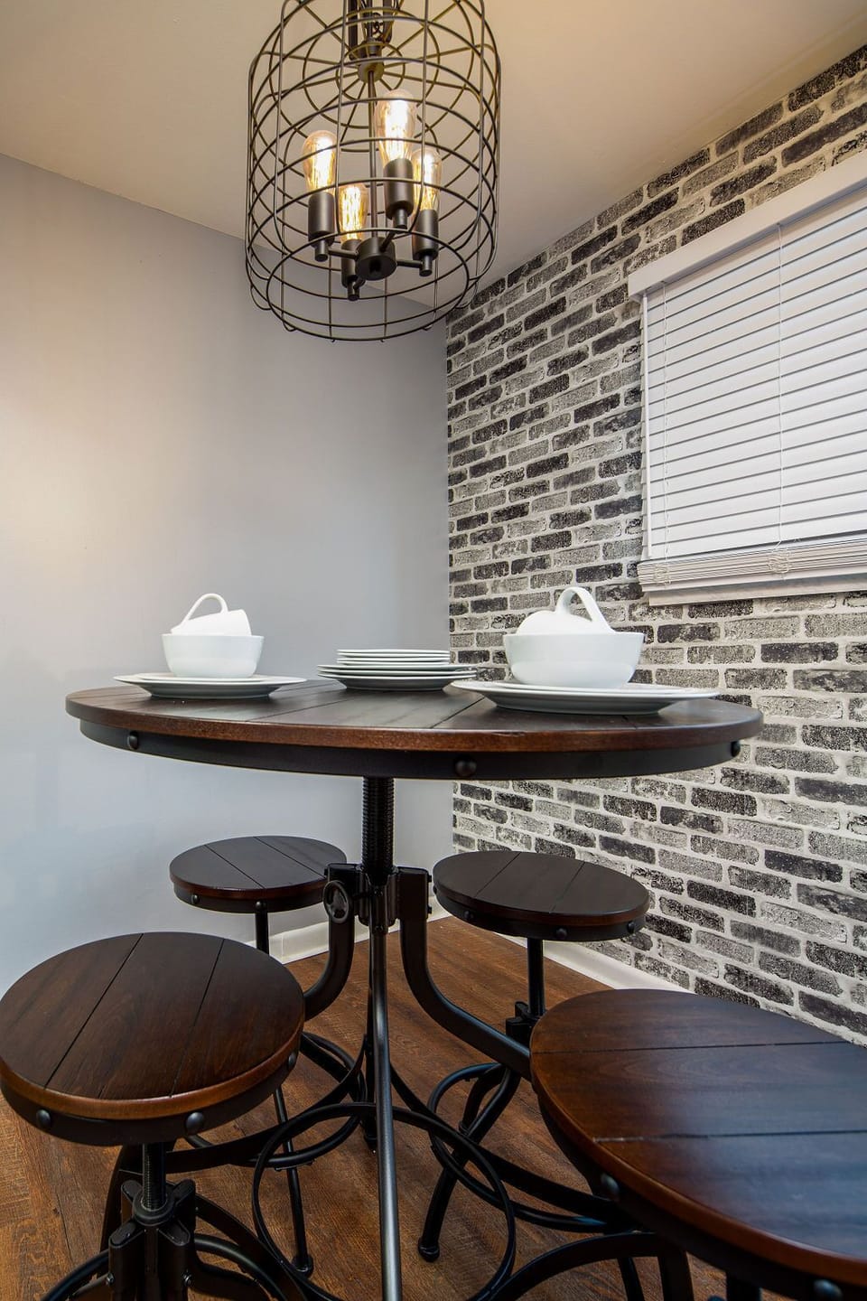 Dining room 
Seating for four
