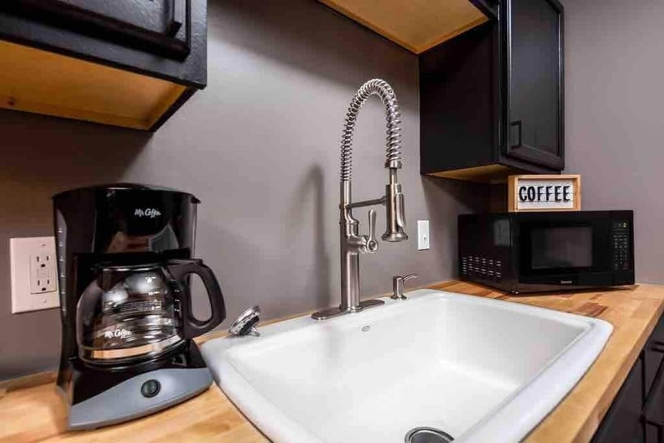 Kitchen sink