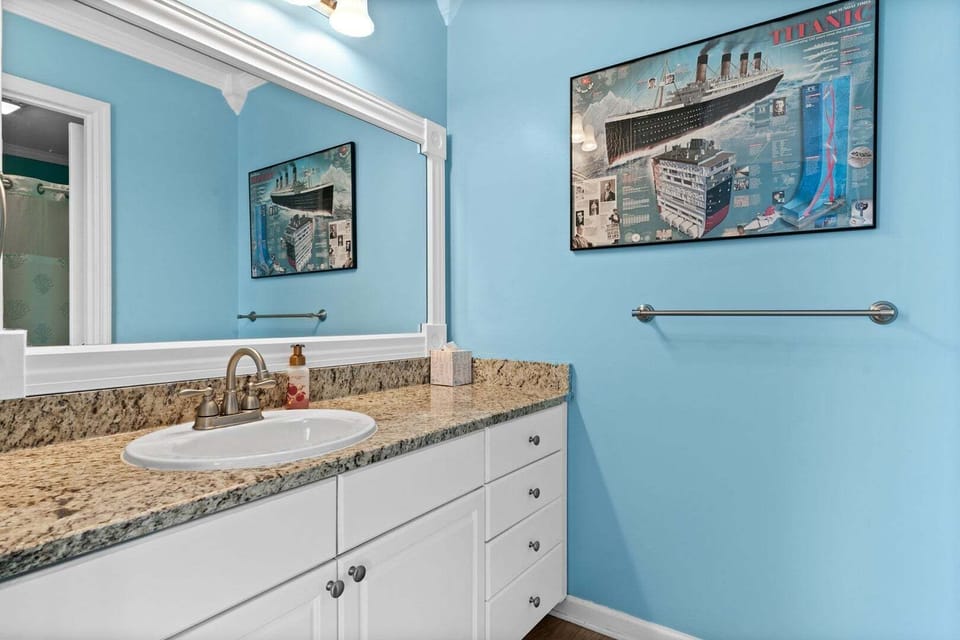 Bathroom 2 - Upstairs