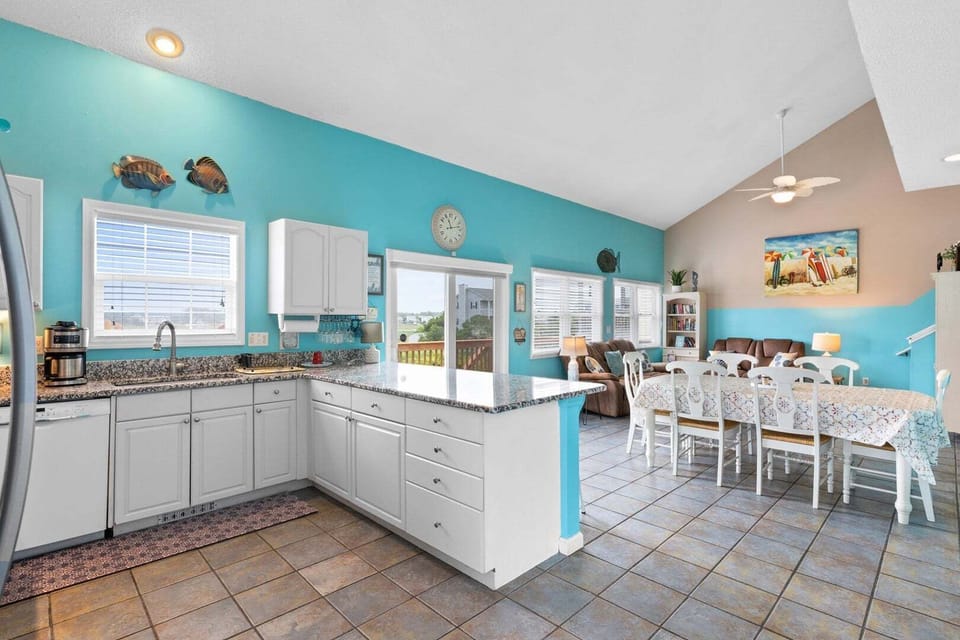 Kitchen, Dining and Living
