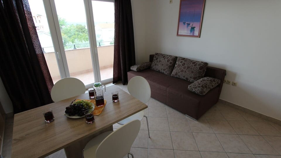 Kitchen and living room