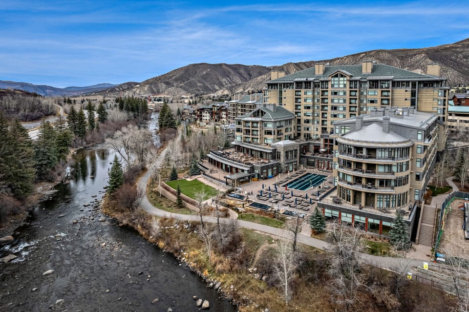 resort exterior, riverfront