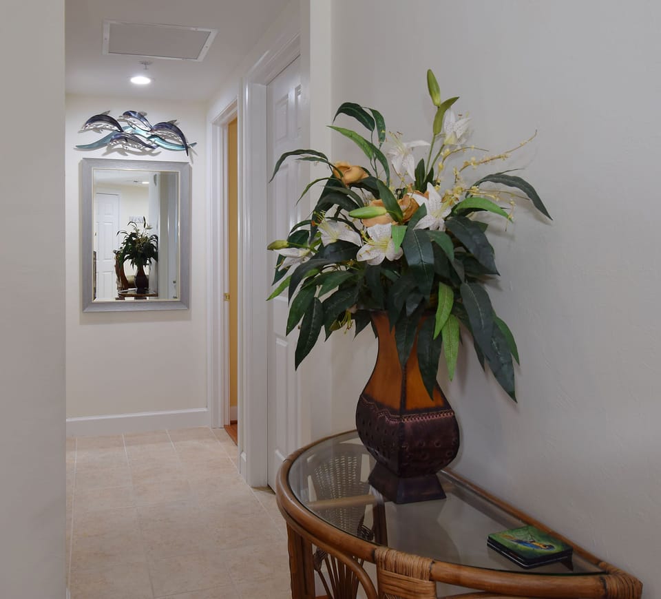 Hall Looking Toward Bedrooms