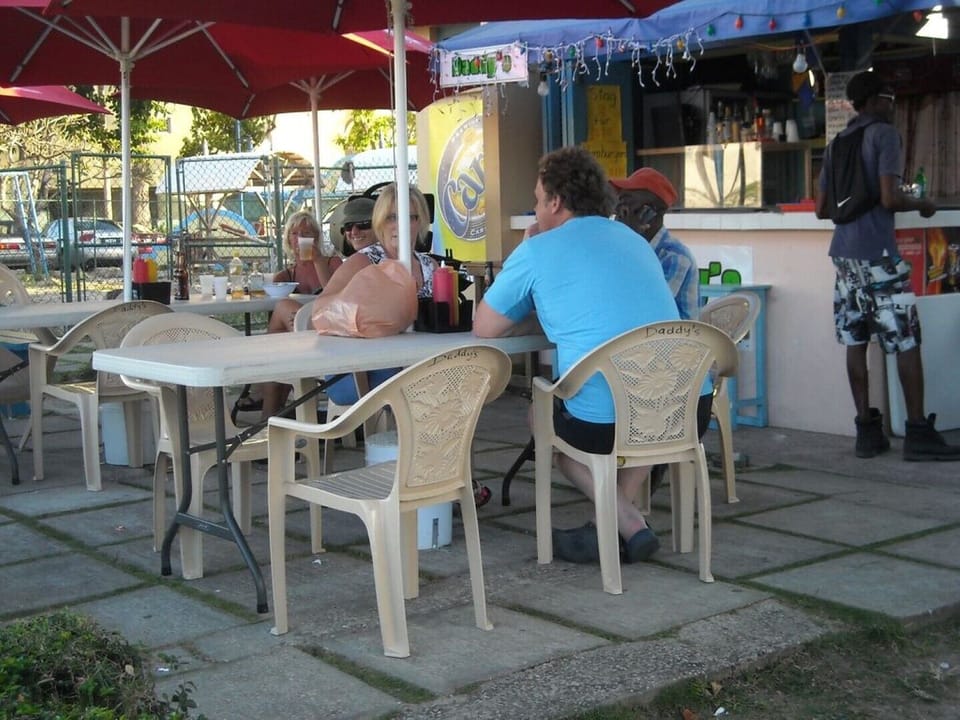 Daddy bar at Dover beach