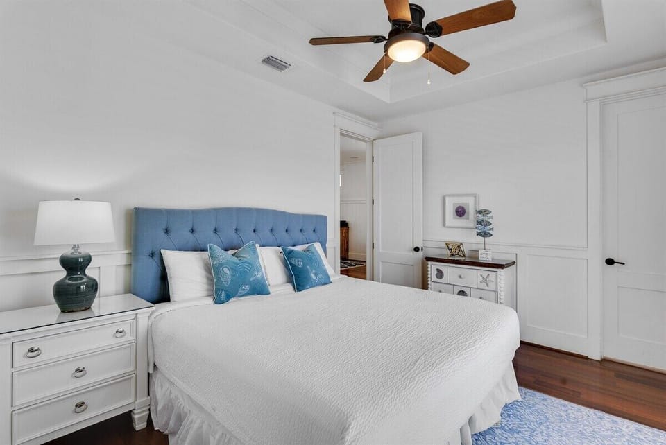 Second Floor Master Suite