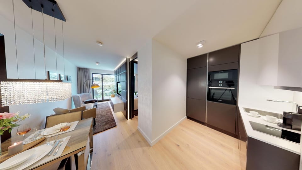 Chic Getaway by the Sea – Pet-Friendly & Just Minutes from the Beach
