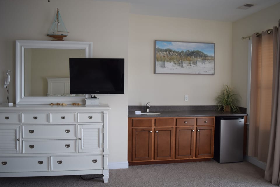 First master bedroom