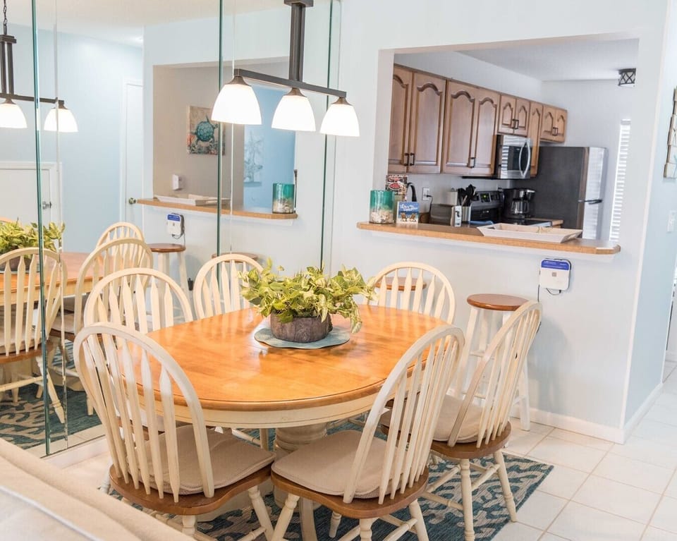 dining area and kitchen