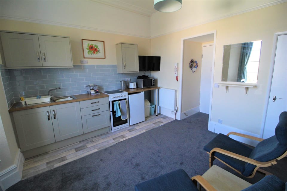 Standard - Apartment 10 - Room / Kitchette