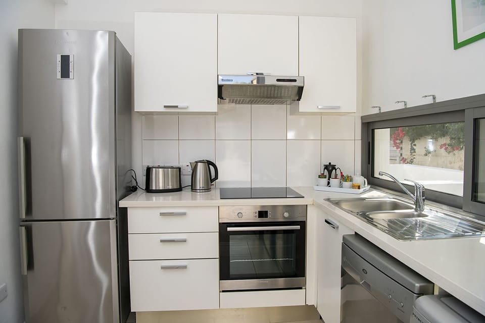 Modern kitchen, fully equipped with all appliances