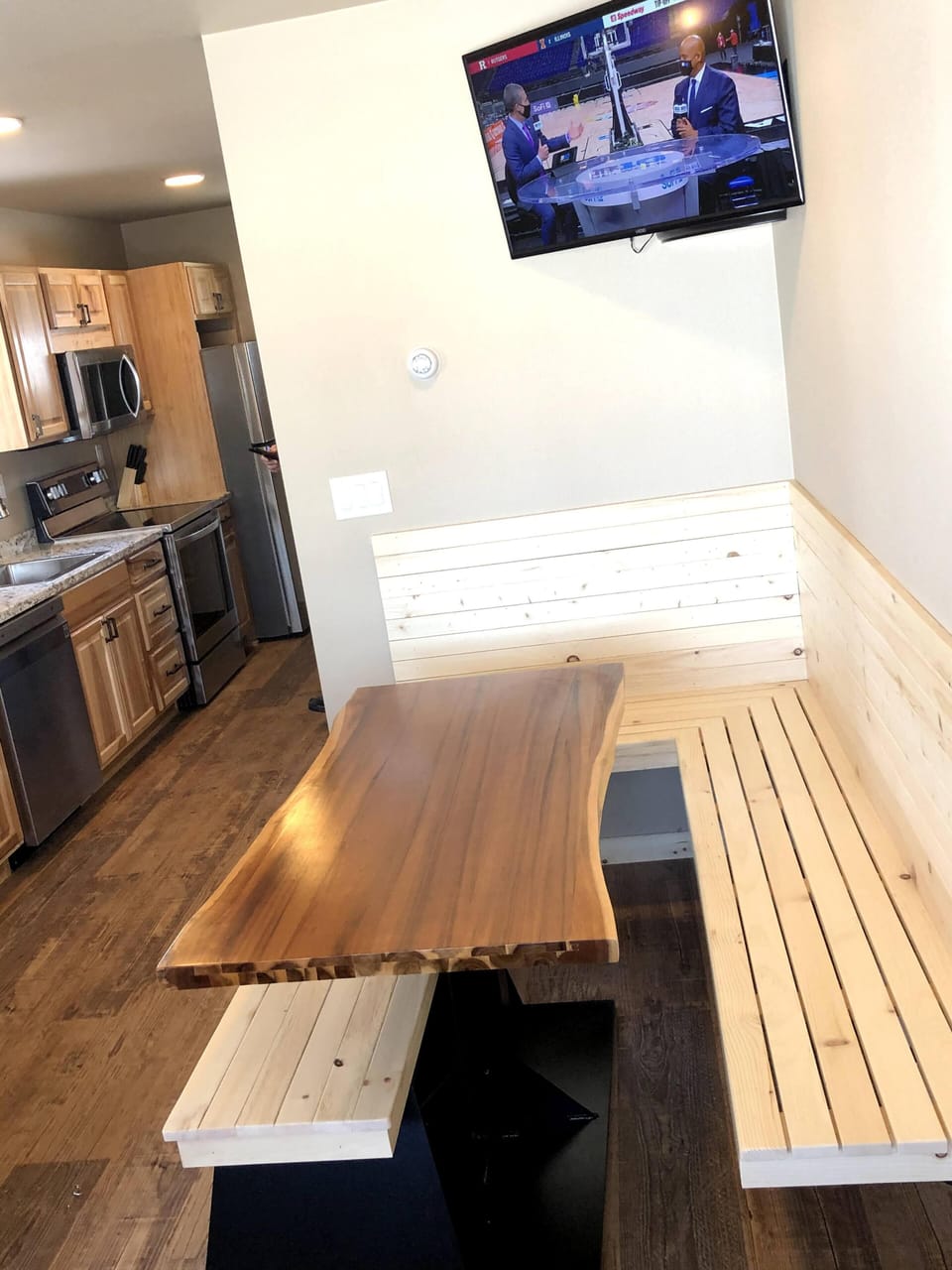 Caribou Cabin eating area. 
