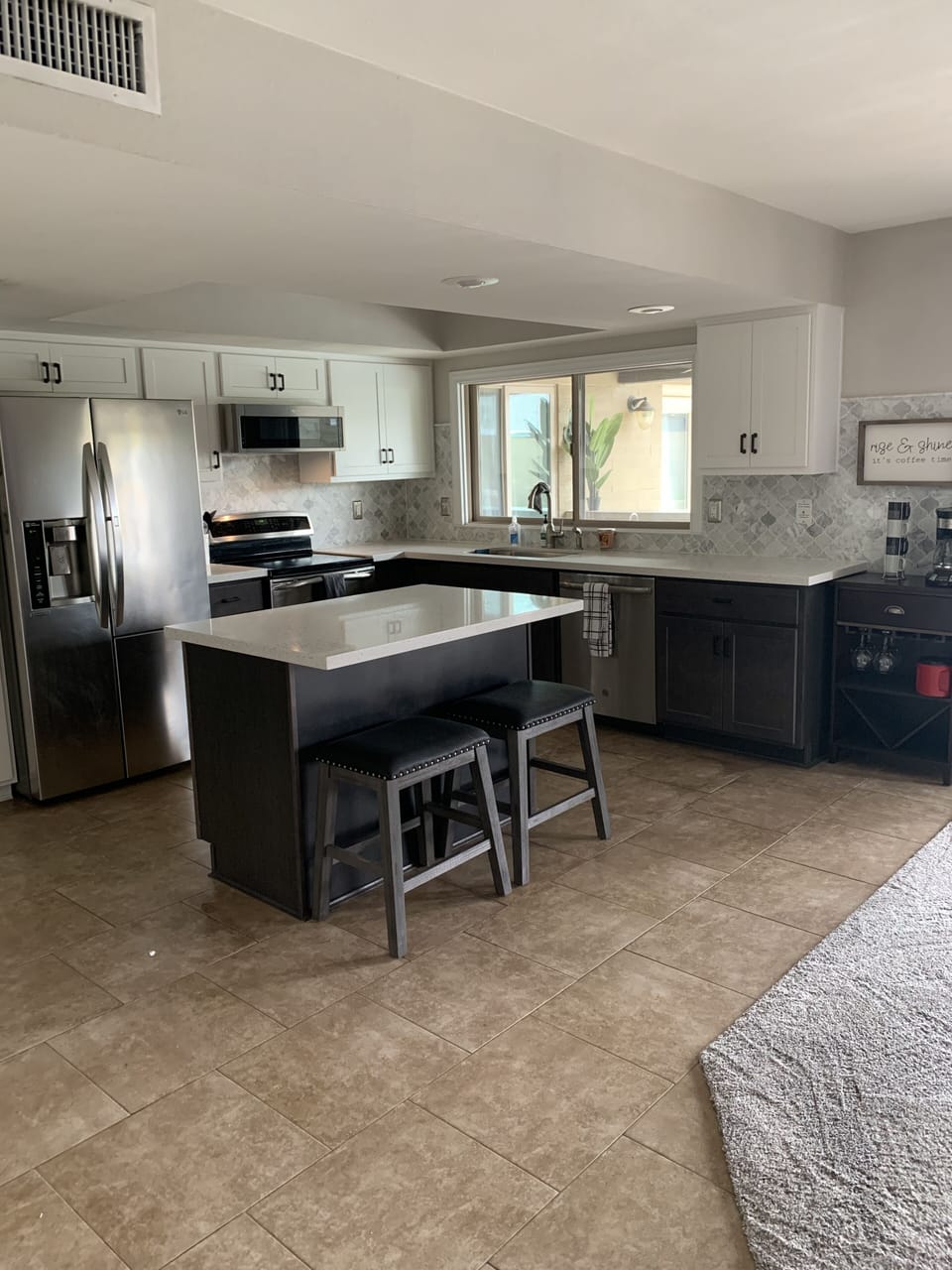 Open kitchen living room 