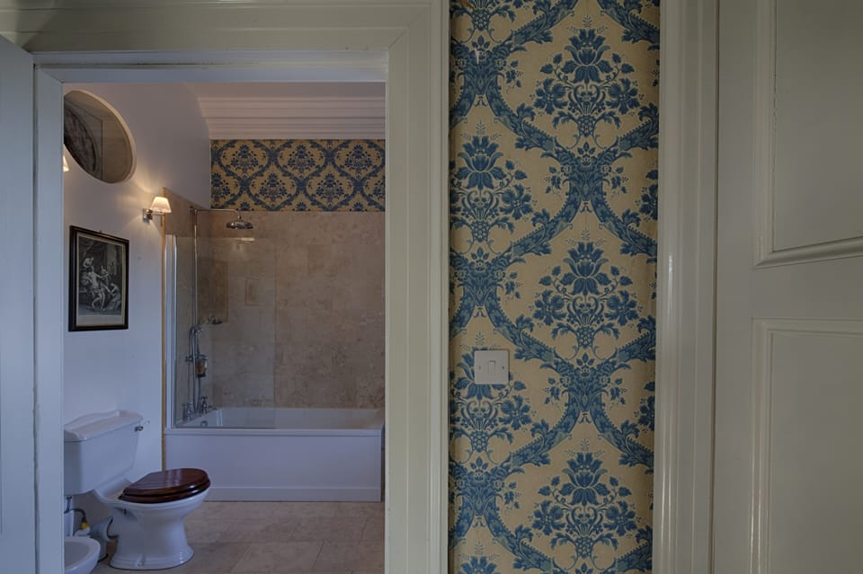 Blue room's bathroom