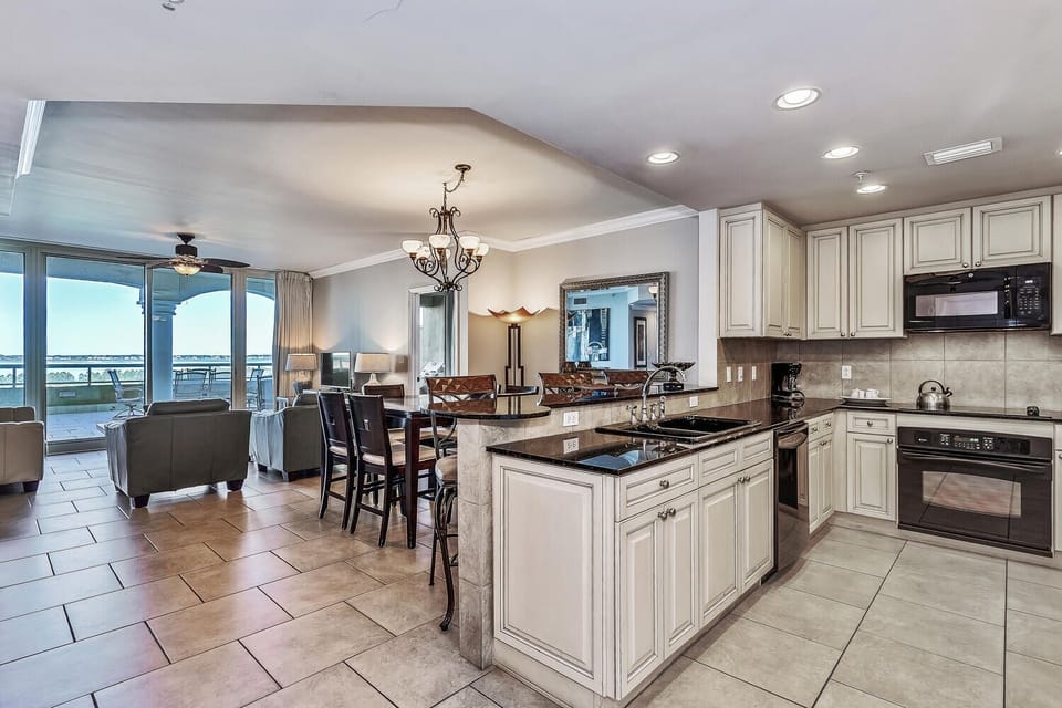 3 Portofino Dr 505 Pensacola-large-007-002-3 Portofino Dr Unit 5052-1500x1000-72dpi