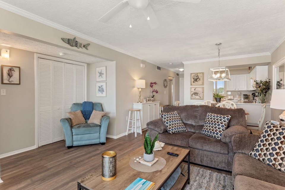 Living Room - Southeast