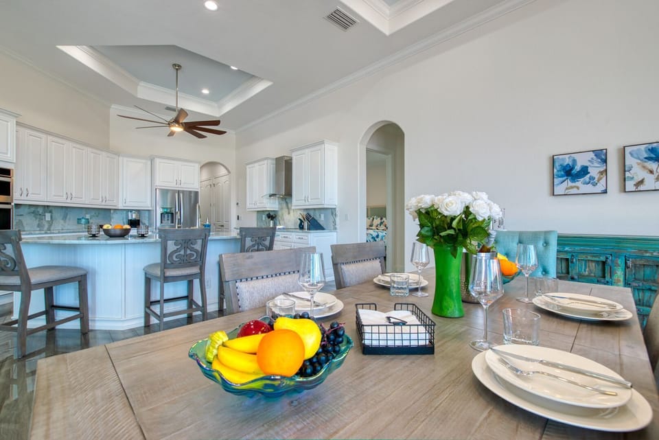 dining table with seating for 6