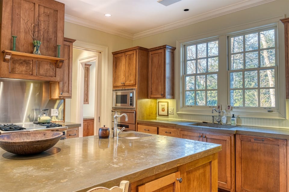Kitchen, Main Level